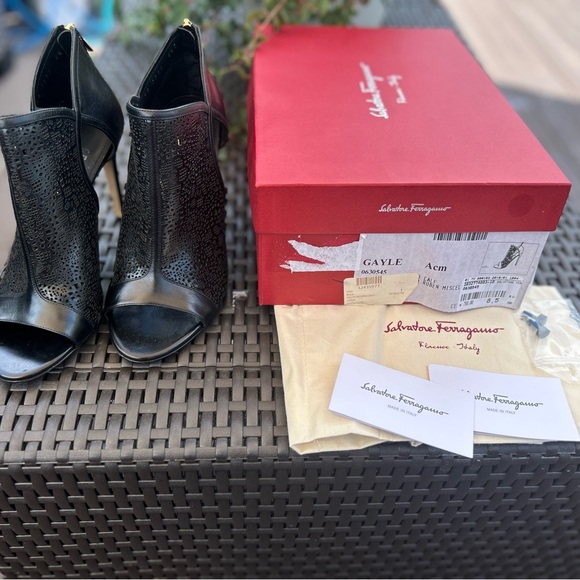 NWT Ferragamo Gayle Black Heeled Boots size 8.5 - Picture 2 of 7